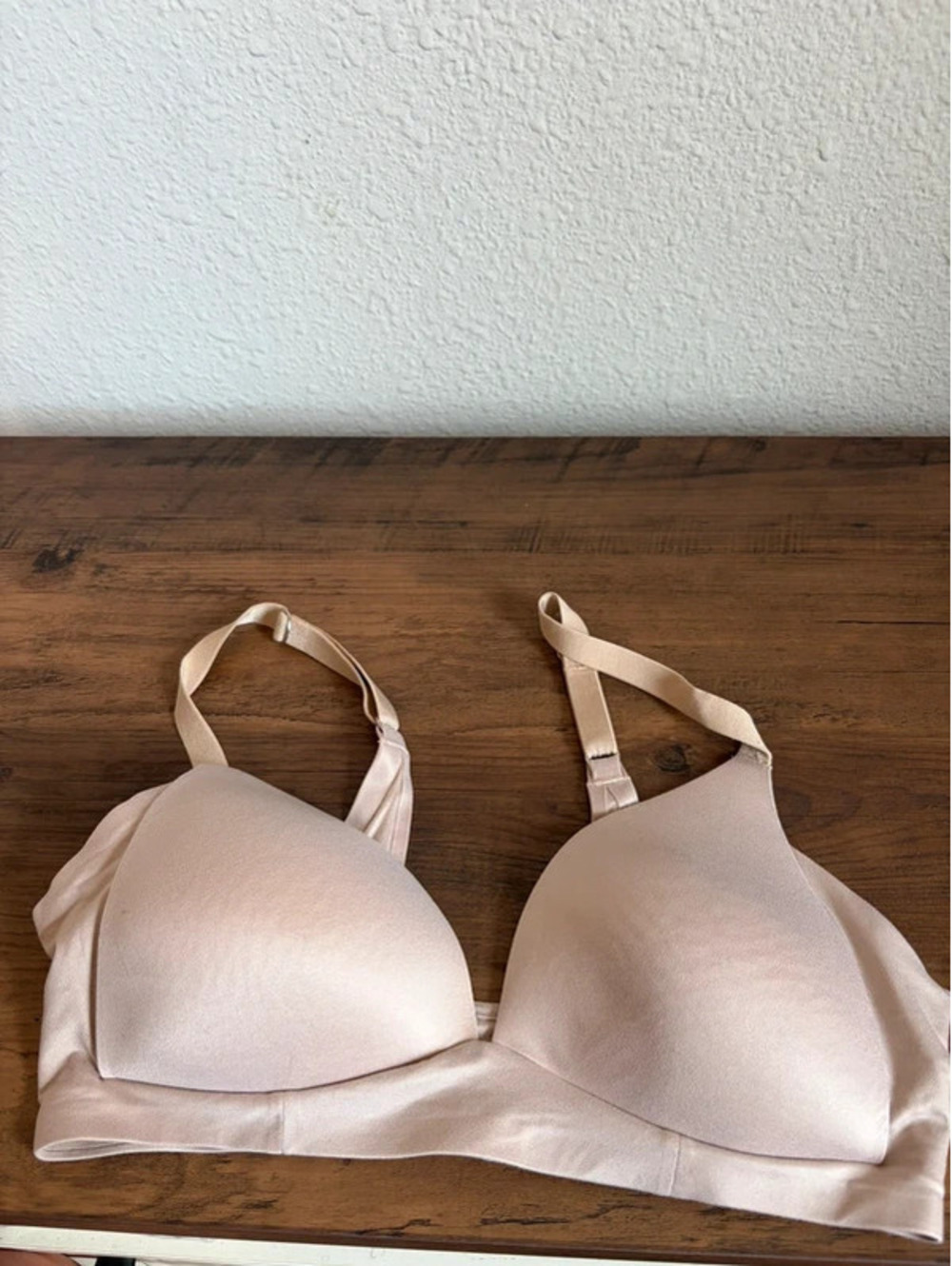 Aerie Real Sunnie Wireless Bra Blush Pink/beige size 32C. Some wear